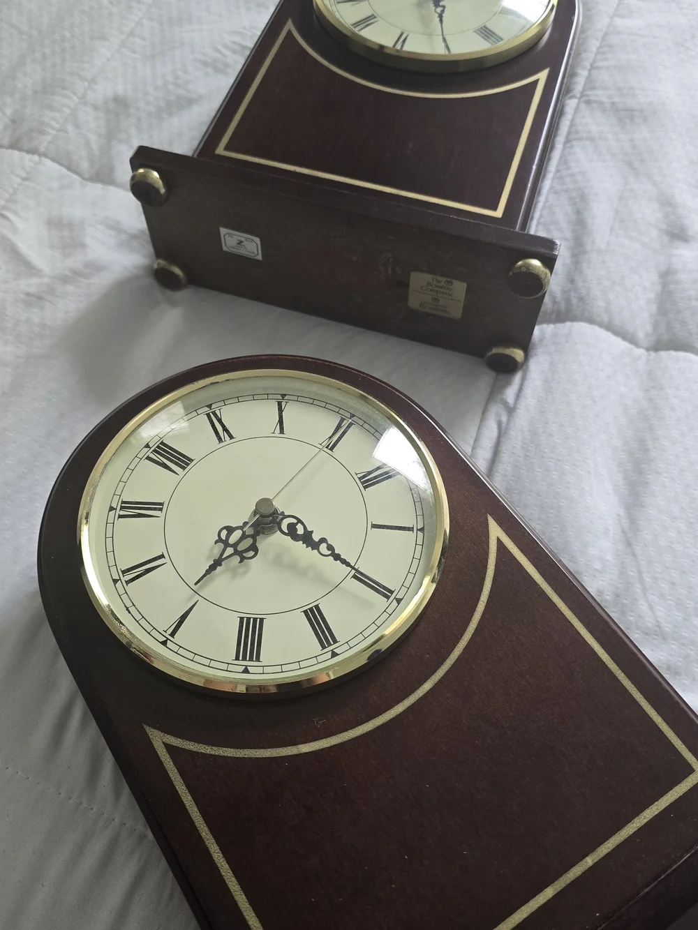 Classic Brown Mantel Clock Pair - Unbranded